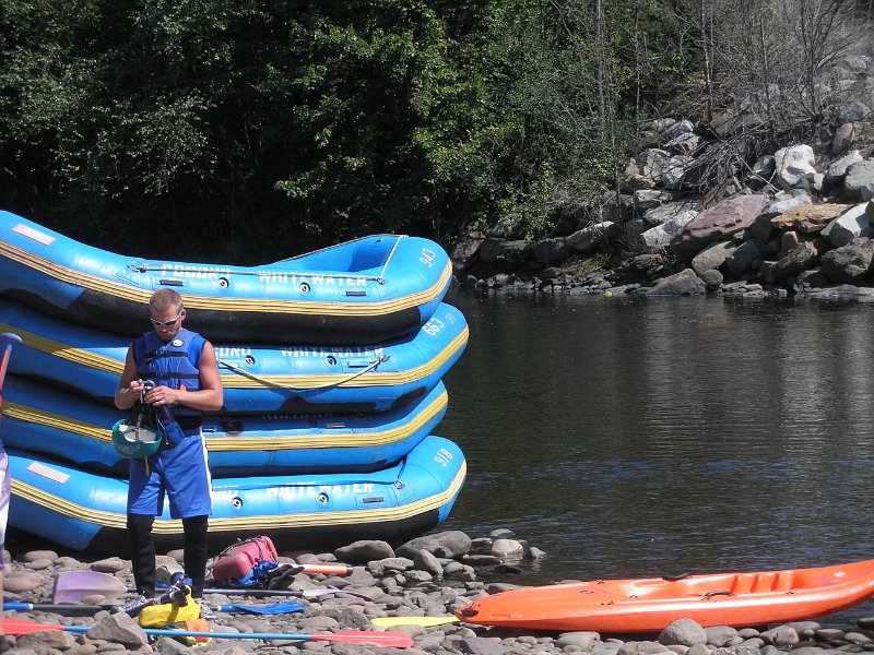 Whitewater rafting - golf trip 2008 039.jpg